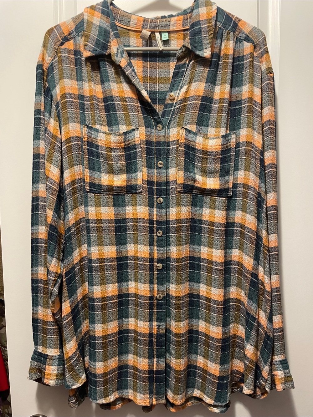 💜 Plaid Anthropologie shirt